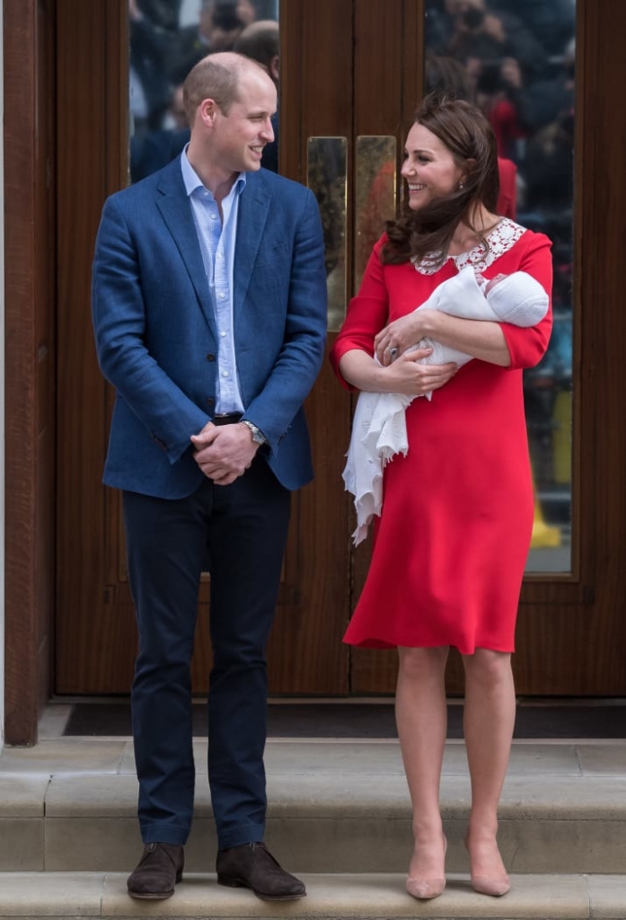 Kate Middleton gives birth to 3rd son 