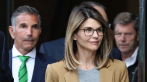 Lori Loughlin pleads not guilty